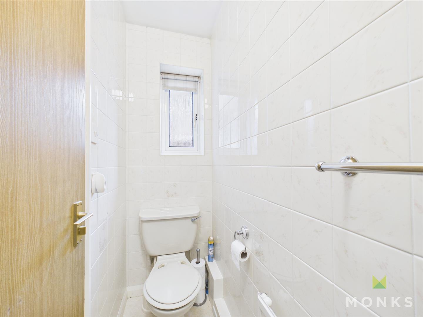 62 Kynaston Drive, Shrewsbury, SY4 5DE For Sale